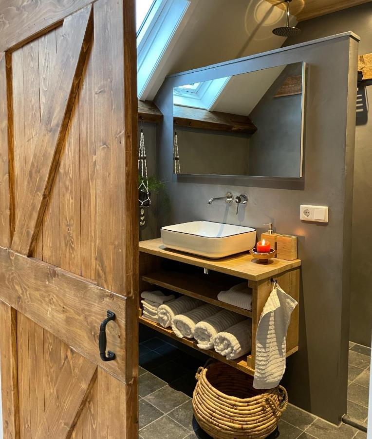 B&B Droom In De Polder -De Salon- Luxe Appartement Met Prive-Sauna 아르네마위던 외부 사진